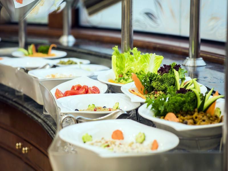 Hotel Intercontinental Dar Al Hijra Madinah By Ihg Medina Exterior foto A salad bar